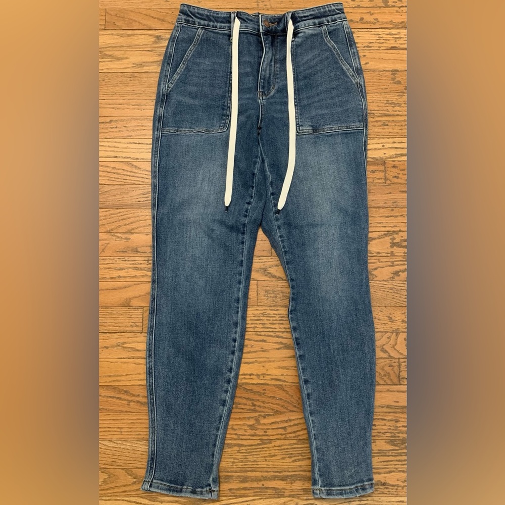 Judy Blue High Rise Denim Jogger Jeans